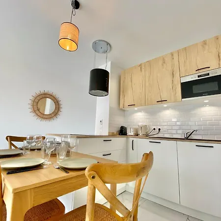 'cap Riviera' Proche Gare Et Centre Apartamento *